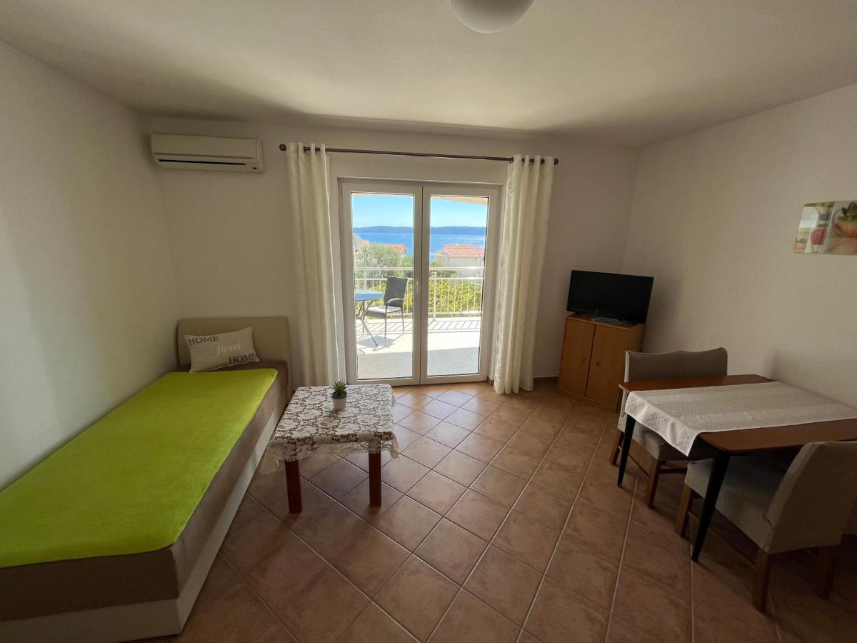 Apartmani Emil Трогир Экстерьер фото