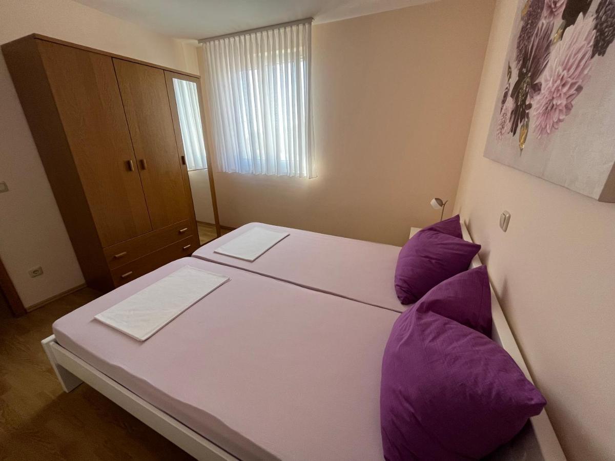 Apartmani Emil Трогир Экстерьер фото