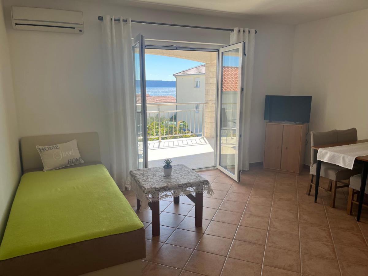 Apartmani Emil Трогир Экстерьер фото