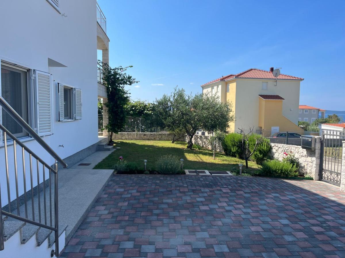 Apartmani Emil Трогир Экстерьер фото