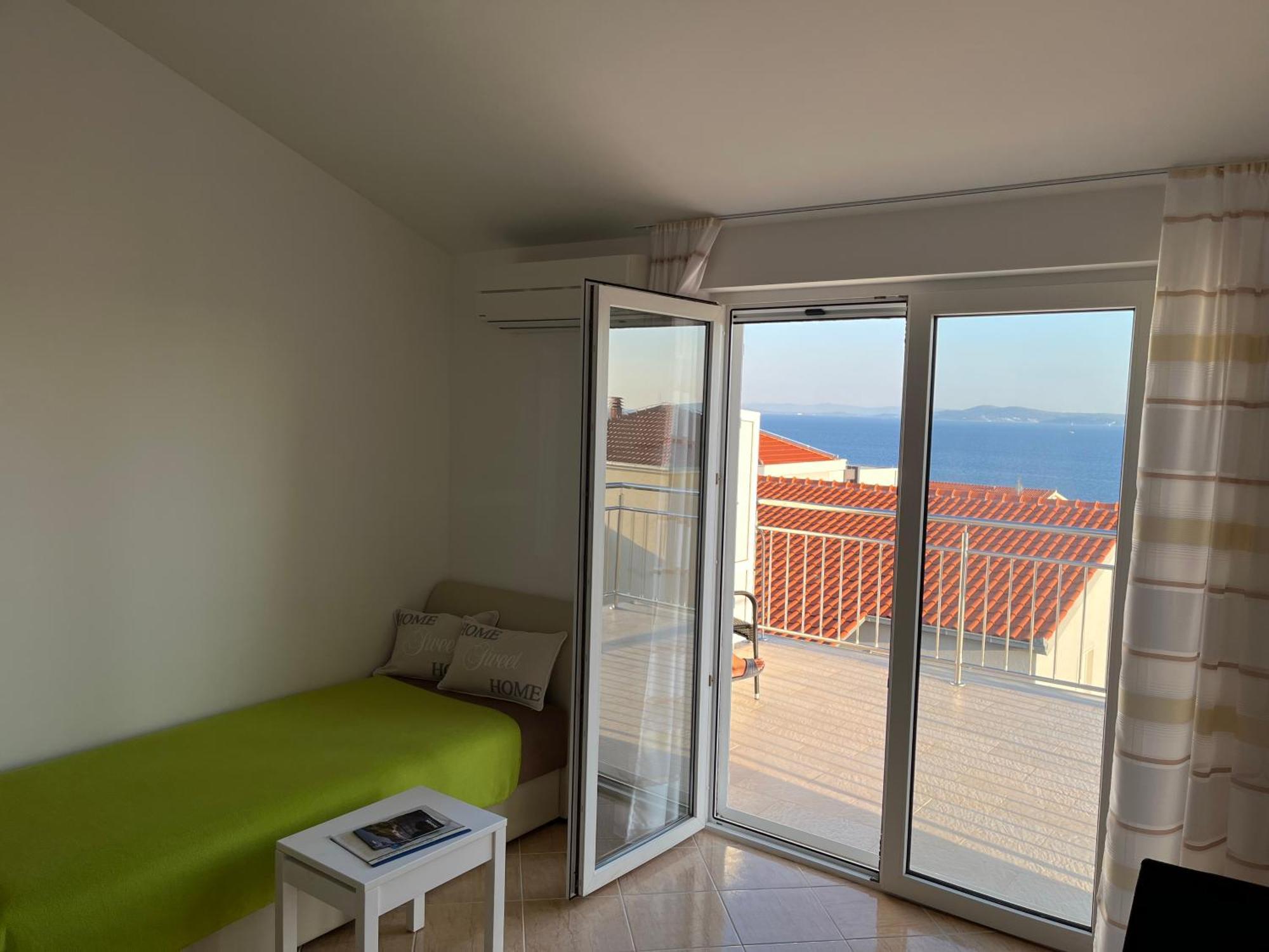 Apartmani Emil Трогир Экстерьер фото